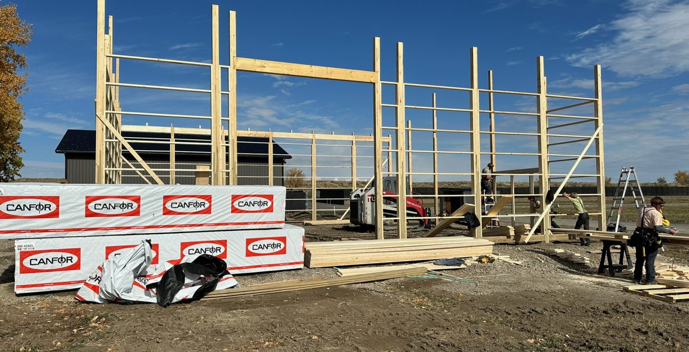 frame work outside for a shop world unit